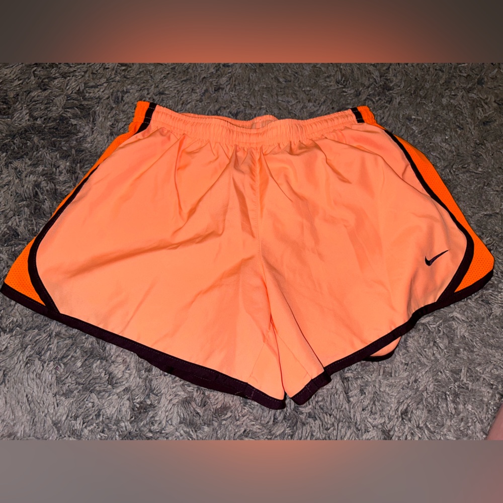 Girls Nike Shorts. Girls L.